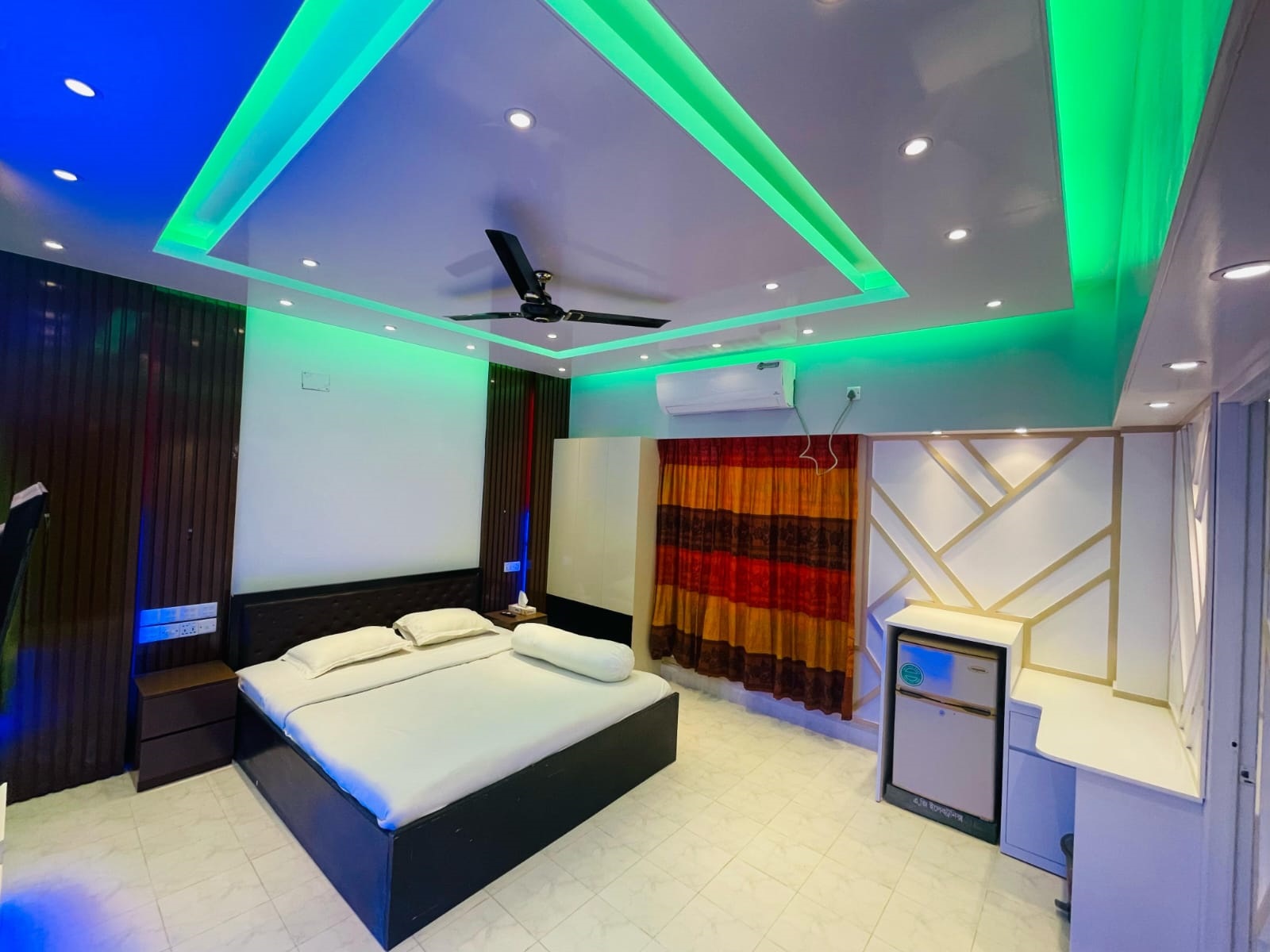 Premier Double/Twin at Rainbow Guest House
